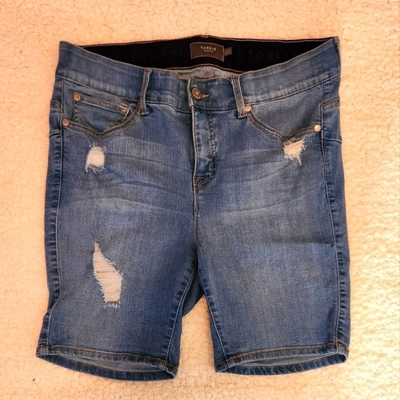 torrid Pants - Torrid bombshell distressed shorts, size 12